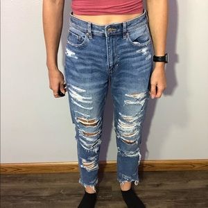 American Eagle Mom Jeans